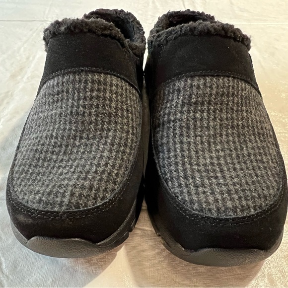 Lands' End Shoes - Lands’ End Women’s All-Weather Fleece-Lined clogs REDUCED ❗️